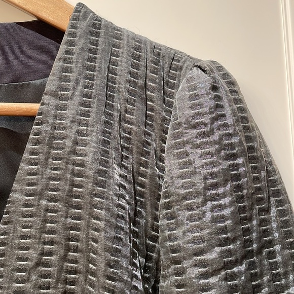 Armani Collezioni | Vintage Bolero Style Jacket - size 10 - Picture 3 of 14